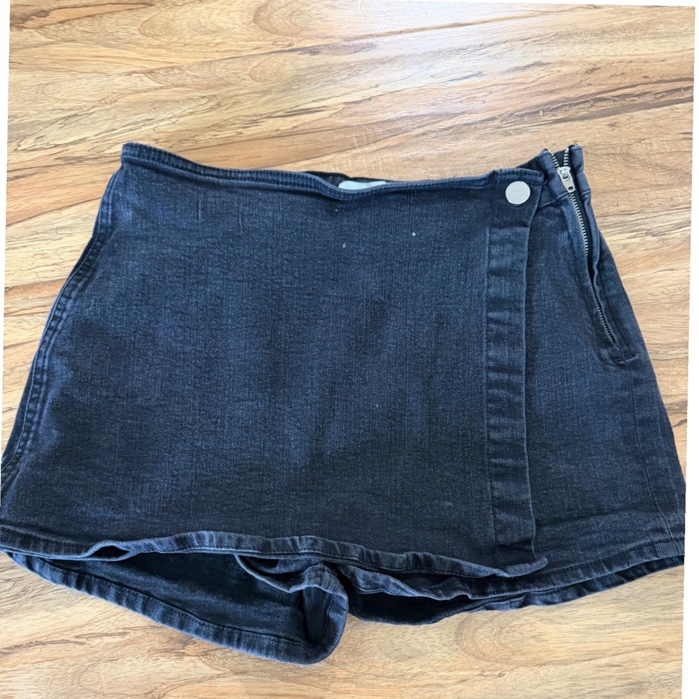 Love‎ Tree Denim Black Skort Wrap Front Side Zip Shorts Womens Medium
